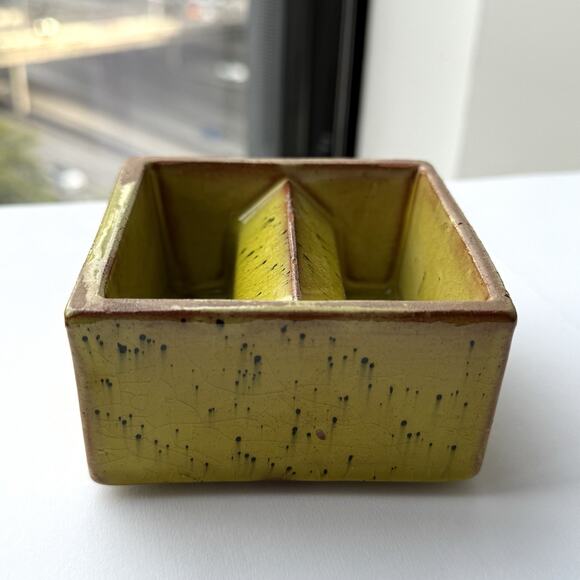 Paul Speck (1896 – 1966) Ceramic Pottery Ashtray Karlsruhe Majolika Form #1612 - Picture 2 of 11